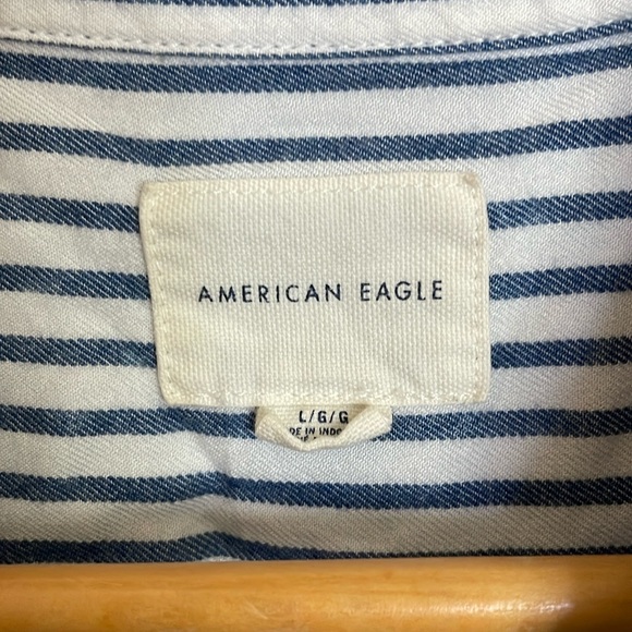 American Eagle Short Sleeve Button Up - Picture 2 of 3